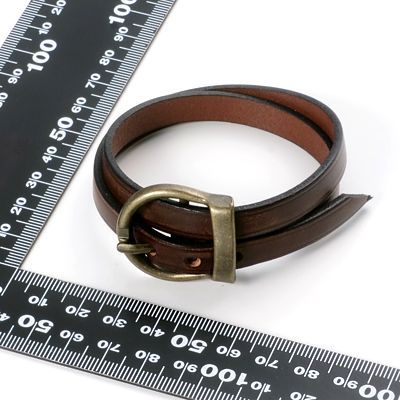 レザーブレスレット