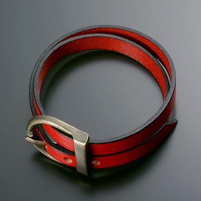 レザーブレスレット