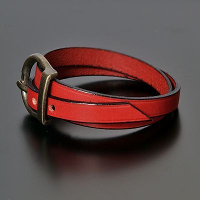 レザーブレスレット