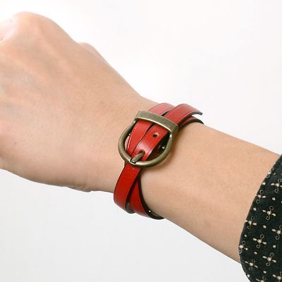 レザーブレスレット