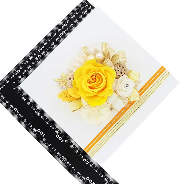 お祝い プリザーブドフラワー フレーム ホワイト×イエロー 「エレガント」