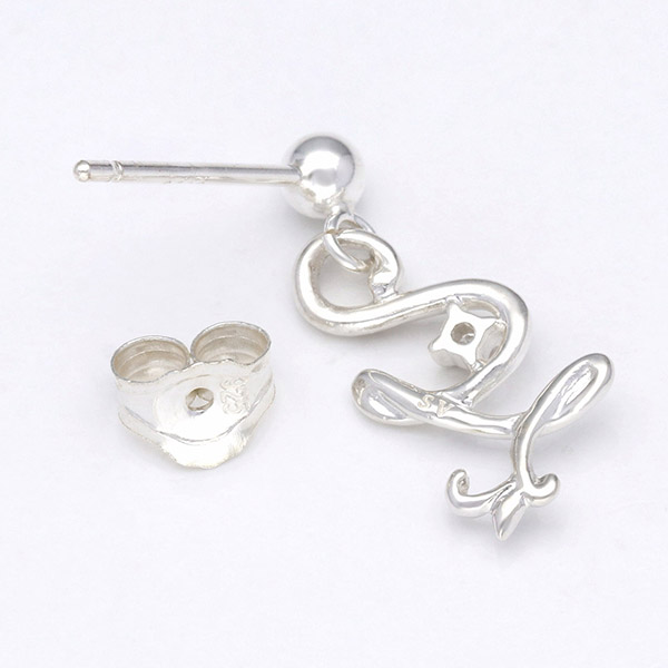 シルバーピアス