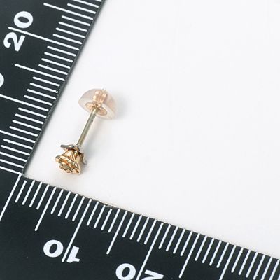 イエローゴールドスタッドピアス