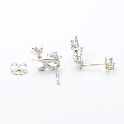 シルバースタッドピアス