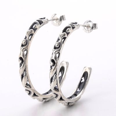 シルバーフープピアス