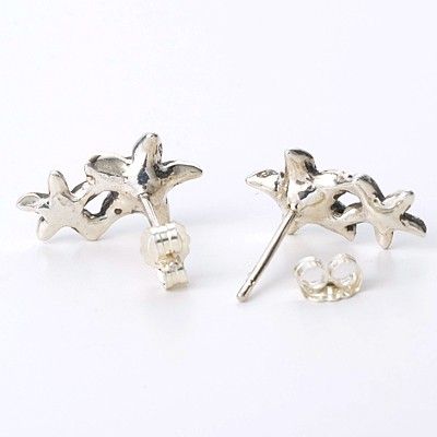 シルバースタッドピアス