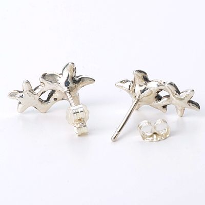 シルバースタッドピアス