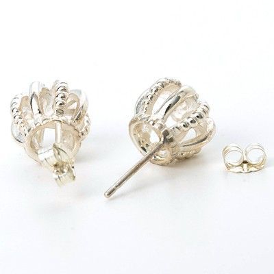 シルバースタッドピアス