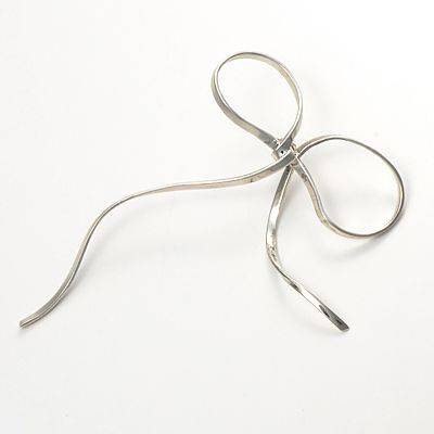 シルバースタッドピアス