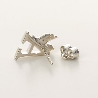シルバースタッドピアス