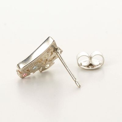 シルバースタッドピアス