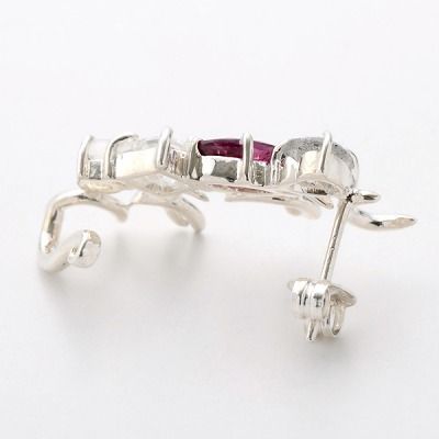 シルバースタッドピアス