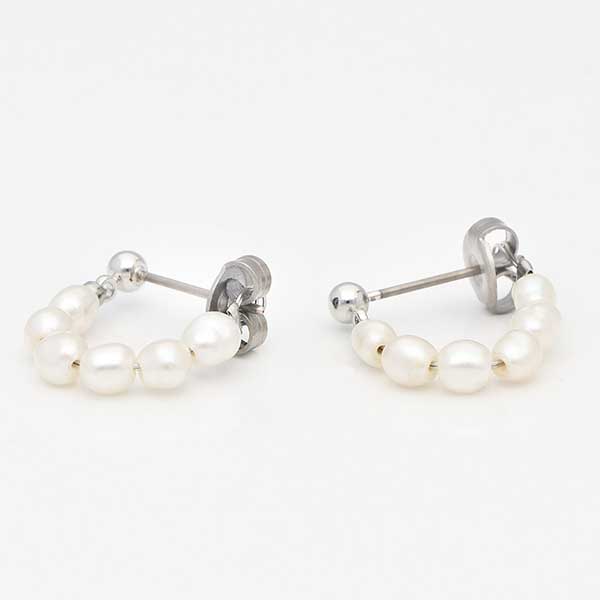 チタンフープピアス