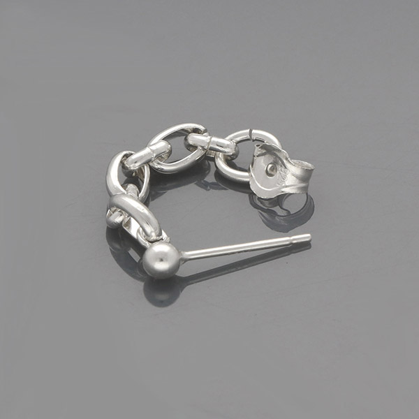 シルバーピアス