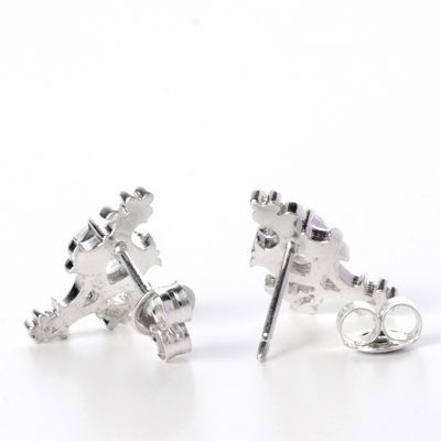 シルバースタッドピアス