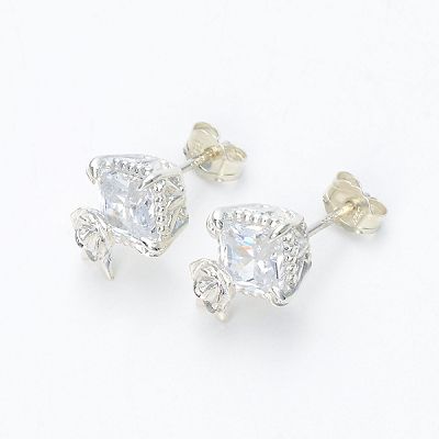 シルバースタッドピアス