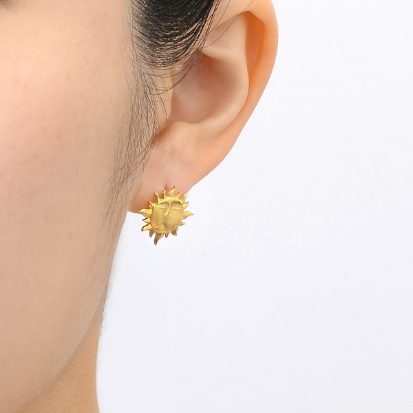 イエローゴールドスタッドピアス