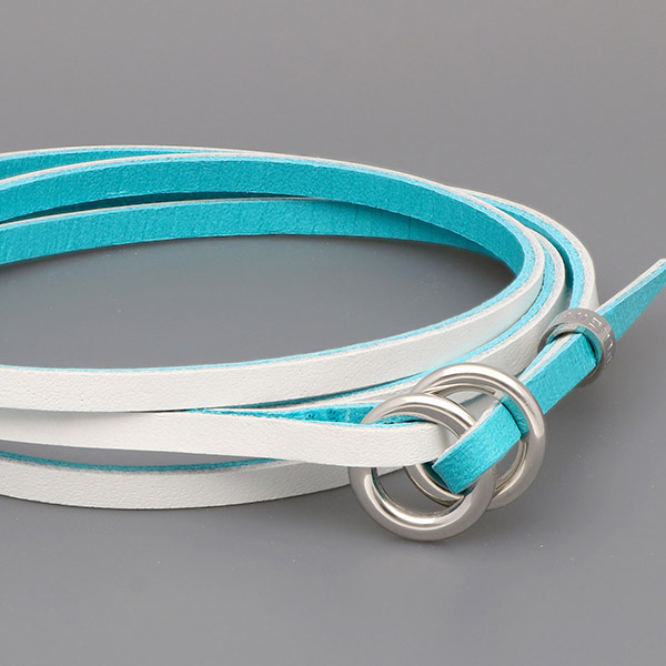 レザーブレスレット