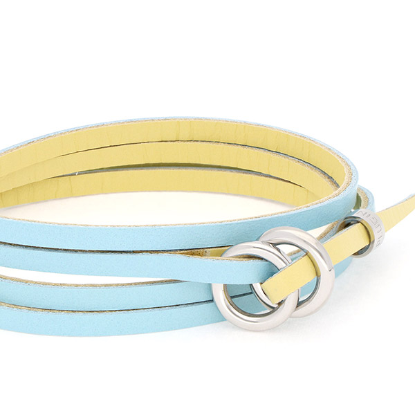 レザーブレスレット