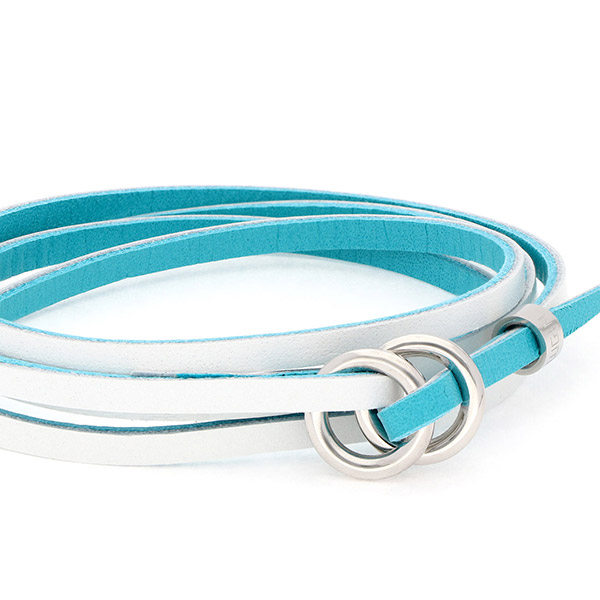 レザーブレスレット