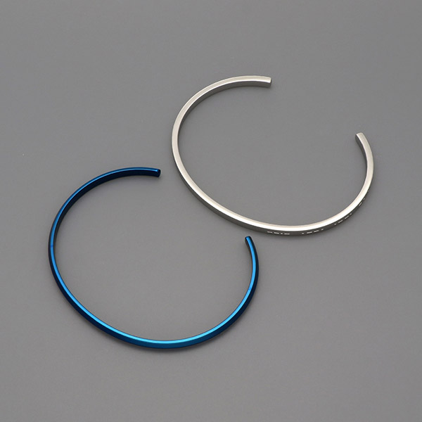 ステンレスバングル