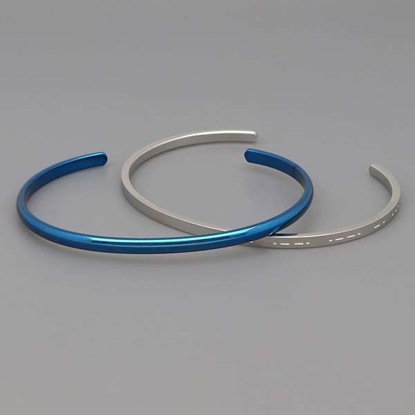ステンレスバングル