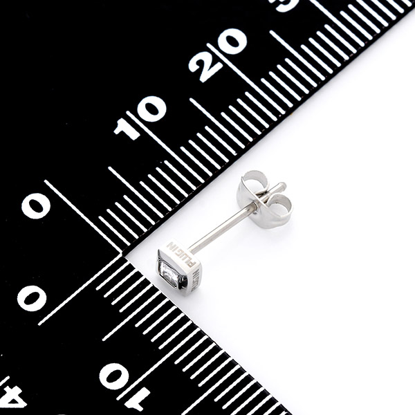 ステンレスピアス(片耳用)