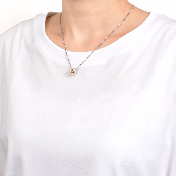 ステンレスペアネックレス