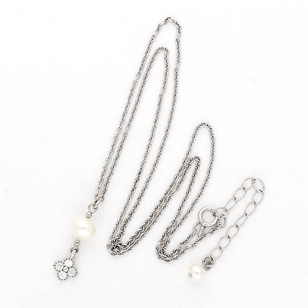 シルバーネックレス