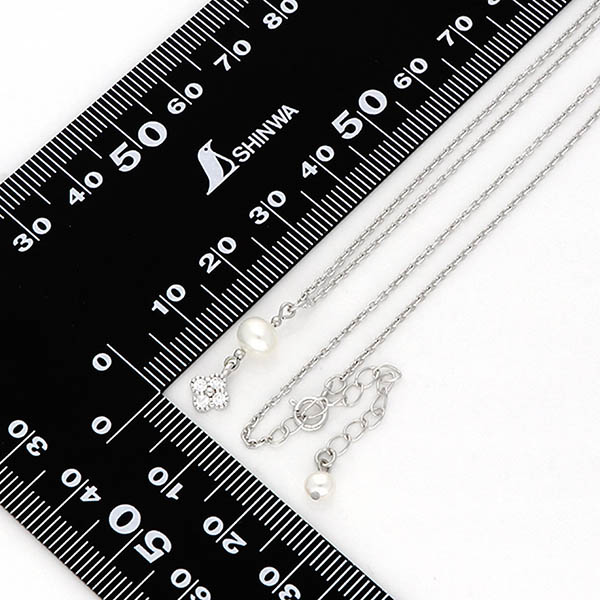 シルバーネックレス