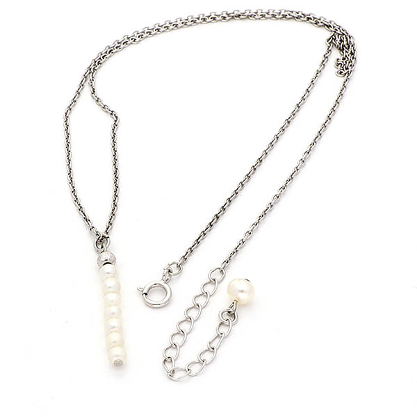 シルバーネックレス