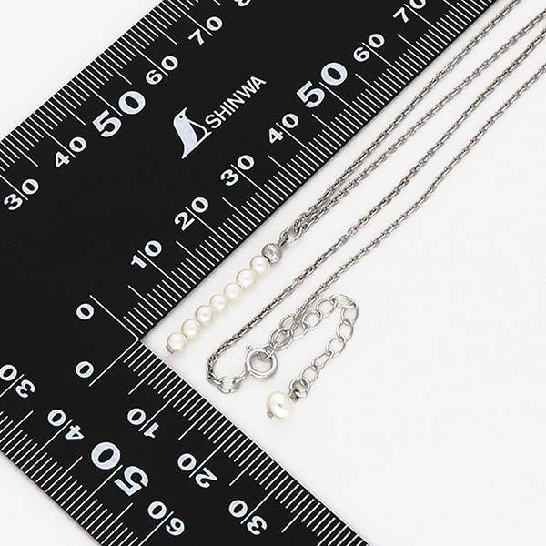 シルバーネックレス