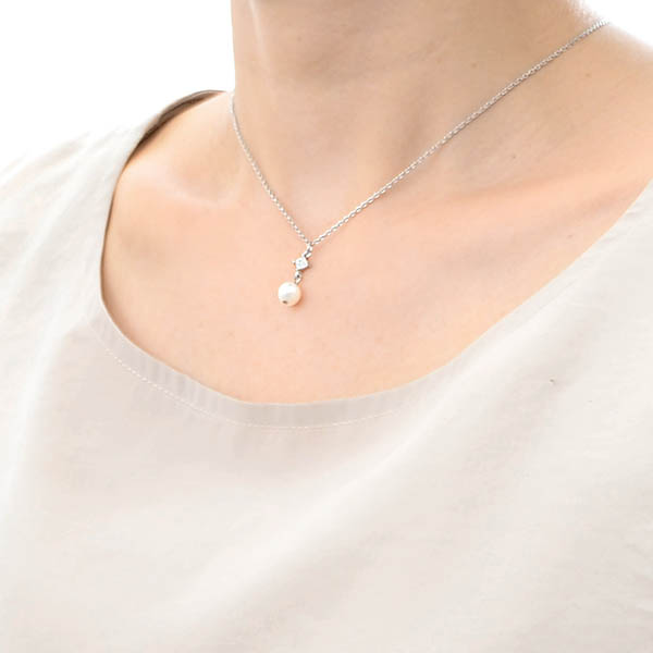 シルバーネックレス