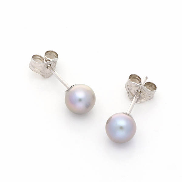 シルバーピアス