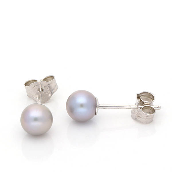 シルバーピアス