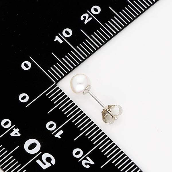 シルバーピアス