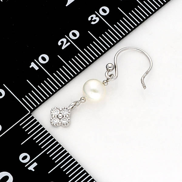 シルバーピアス