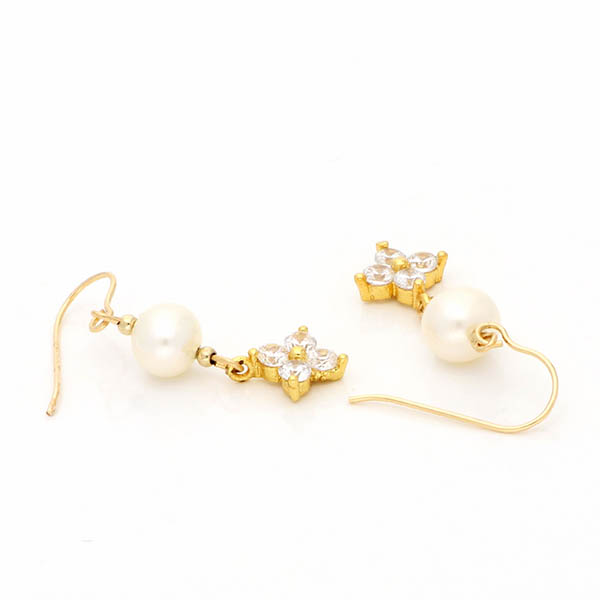 ゴールドフィルドピアス