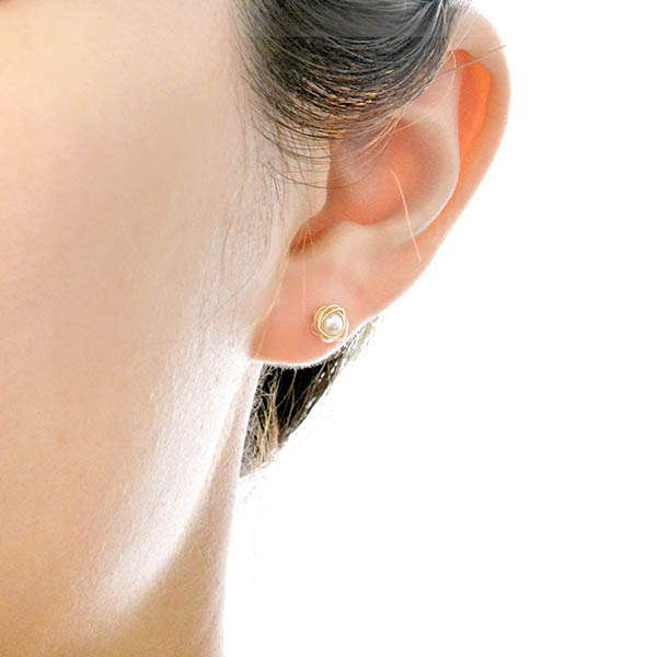 ゴールドフィルドピアス