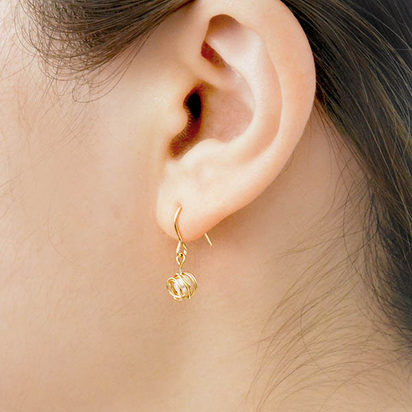 ゴールドフィルドピアス