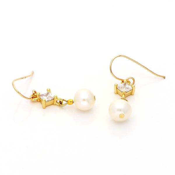 ゴールドフィルドピアス