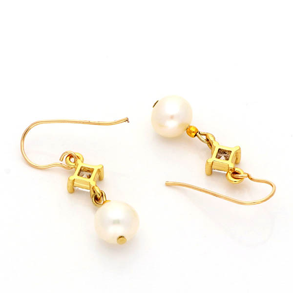 ゴールドフィルドピアス