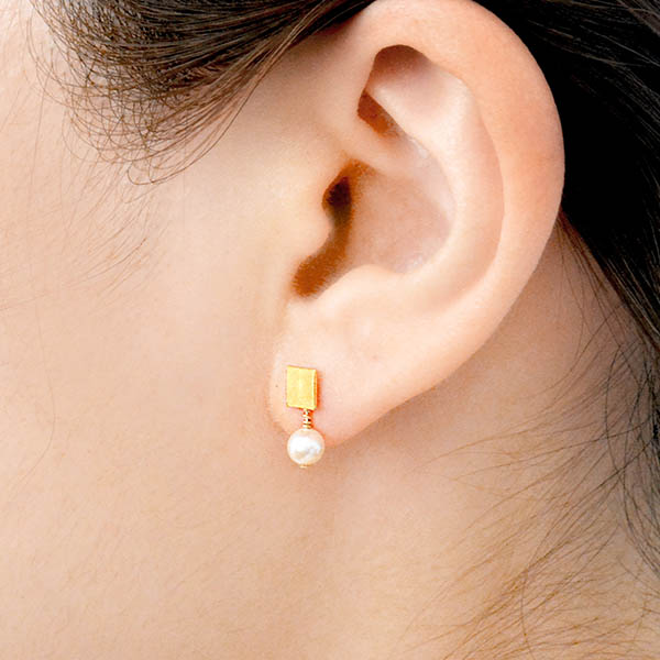 ゴールドフィルドピアス