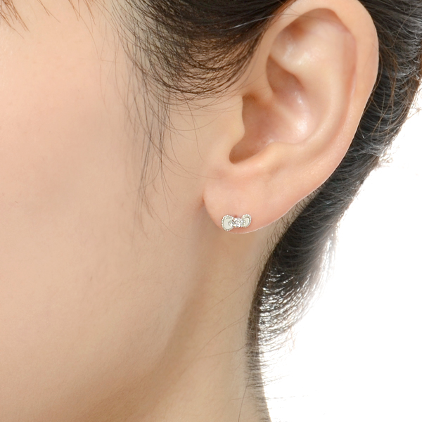 プラチナピアス