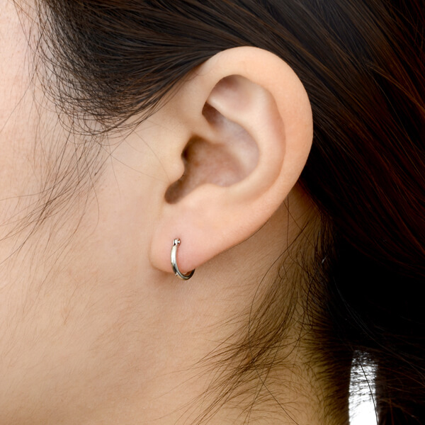 プラチナピアス