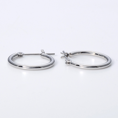 プラチナピアス