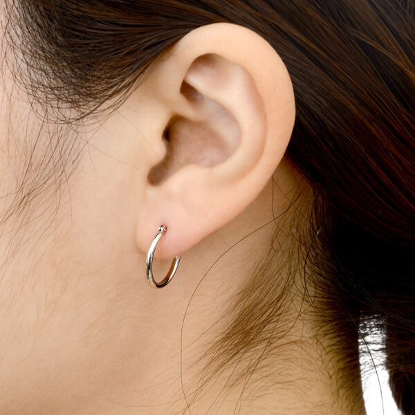 プラチナピアス