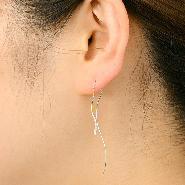 プラチナピアス