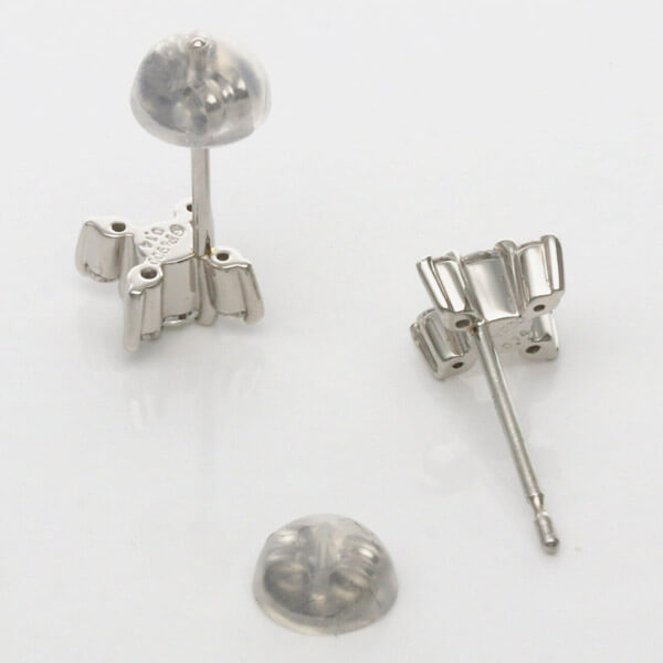 プラチナピアス