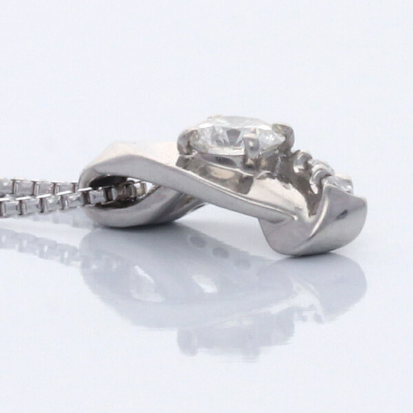 プラチナネックレス